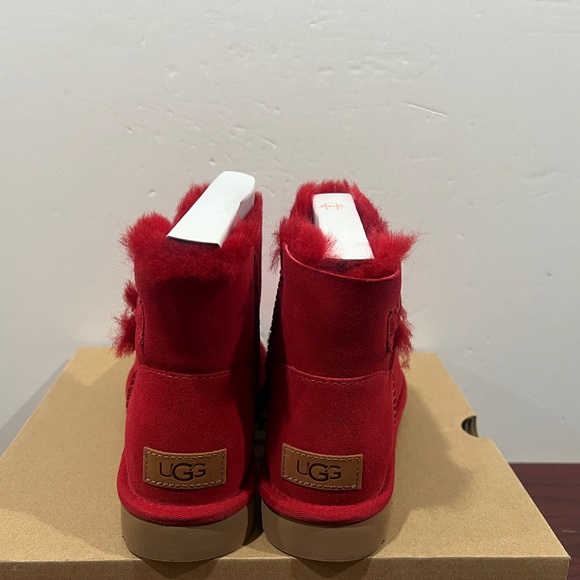 Ugg, Mini Bailey Button 2, 1016422, Red - Picture 13 of 13